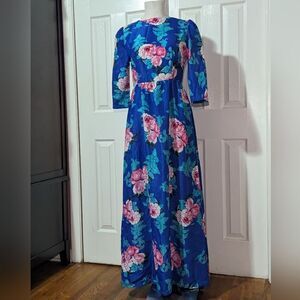 Cute floral maxi long dress quarter sleeves